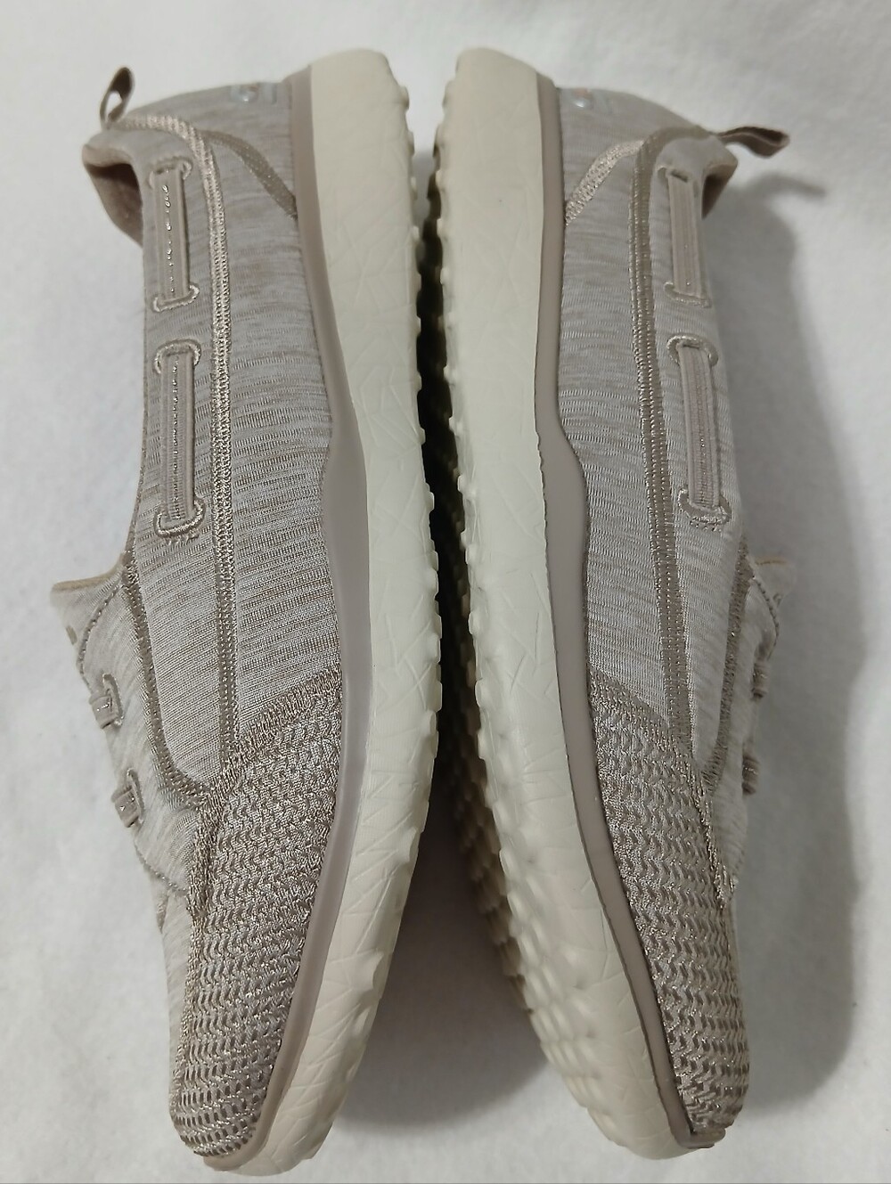 Skechers Women's Beige/Tan Slip-On Moccasin Sneaker Size 8.5 - Picture 7 of 14